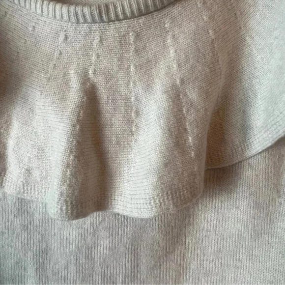 Banana Republic Sweater Ruffle Off The Shoulder Cream Gray Wool Cashmere Size XL - Picture 6 of 9